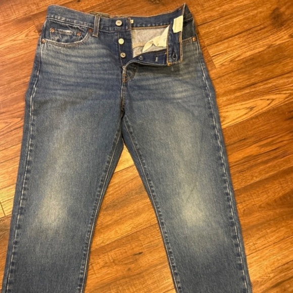 501 Wedgy Levi’s - Picture 5 of 5